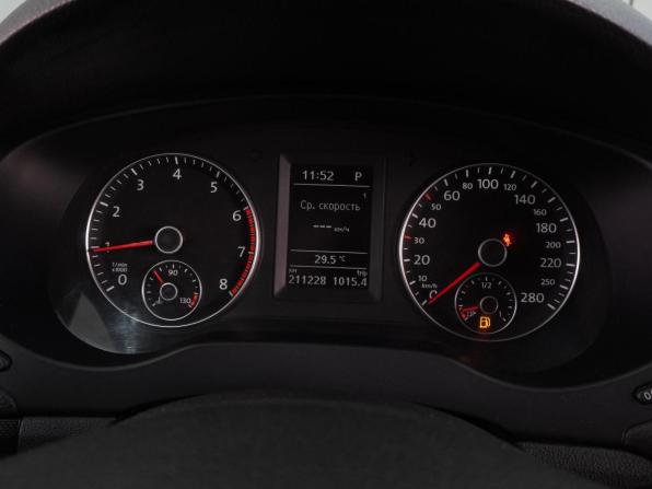 Volkswagen Jetta VI с пробегом 2013 года, цена 899 000 рублей, 211228 км, седан, Автокод Объявления