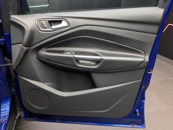 Ford Kuga II с пробегом 2016 года, цена 1 600 000 рублей, 92565 км, внедорожник, Автокод Объявления