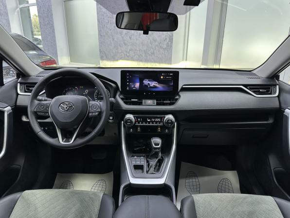 Toyota RAV4 V (XA50) с пробегом 2025 года, цена 3 990 000 рублей, 2542 км, внедорожник, Автокод Объявления