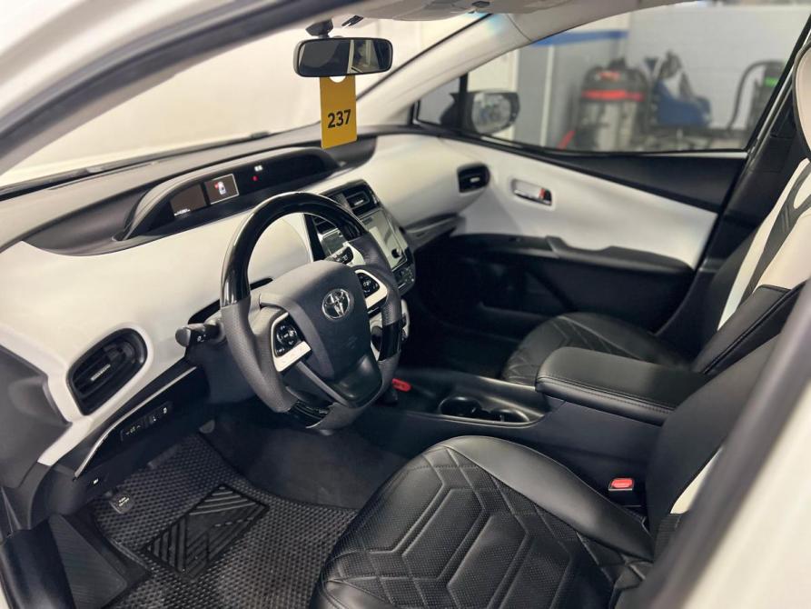 Toyota Prius IV (XW50) Санкт-Петербург  - изображение 11