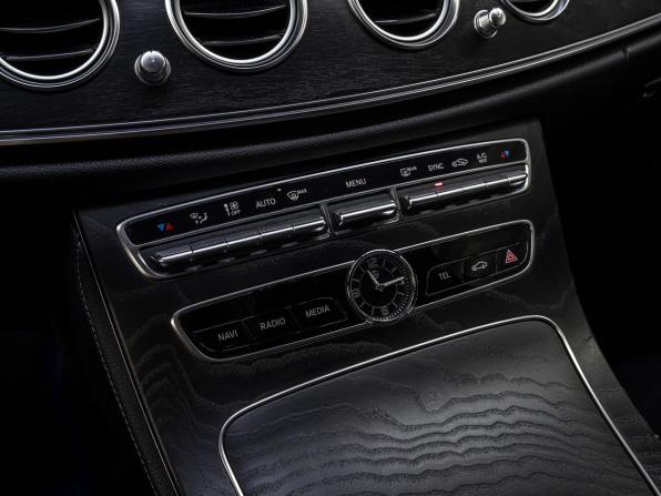 Mercedes-Benz E-Класс V (W213 S213 C238) с пробегом 2019 года, цена 3 349 000 рублей, 103145 км, седан, Автокод Объявления