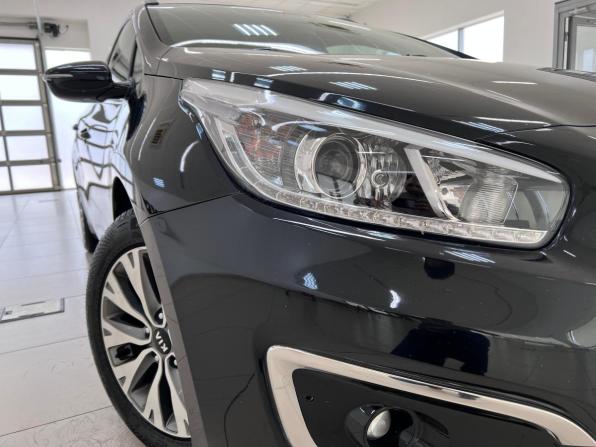 Kia Ceed II Рестайлинг с пробегом 2017 года, цена 1 390 000 рублей, 146226 км, универсал, Автокод Объявления