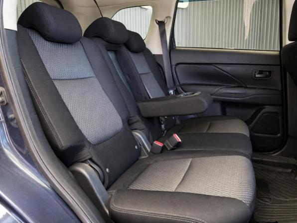Mitsubishi Outlander III Рестайлинг 2 с пробегом 2017 года, цена 1 857 000 рублей, 135699 км, внедорожник, Автокод Объявления