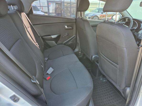 Kia Rio III Рестайлинг с пробегом 2015 года, цена 919 000 рублей, 173387 км, седан, Автокод Объявления