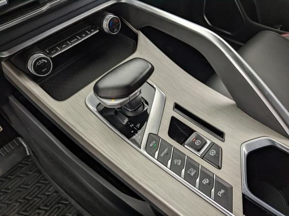 Geely Coolray I с пробегом 2023 года, цена 1 800 000 рублей, 49334 км, внедорожник, Автокод Объявления