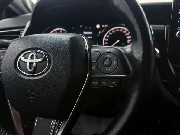 Toyota Camry VIII (XV70) Рестайлинг с пробегом 2021 года, цена 3 750 000 рублей, 105000 км, седан, Автокод Объявления
