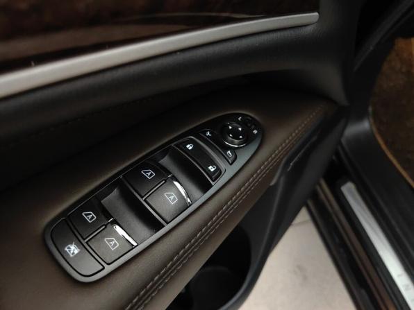 Infiniti JX с пробегом 2013 года, цена 1 735 000 рублей, 99490 км, внедорожник, Автокод Объявления