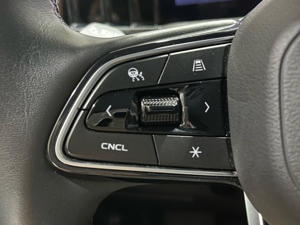 Geely Atlas II с пробегом 2024 года, цена 2 380 000 рублей, 60048 км, внедорожник, Автокод Объявления