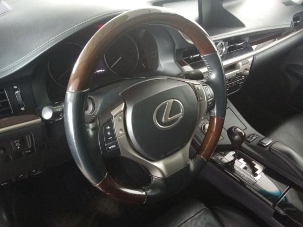Lexus ES VI с пробегом 2014 года, цена 1 960 000 рублей, 192766 км, седан, Автокод Объявления