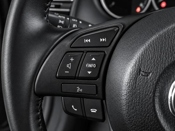 Mazda 6 III (GJ) Рестайлинг с пробегом 2016 года, цена 1 615 000 рублей, 132208 км, седан, Автокод Объявления
