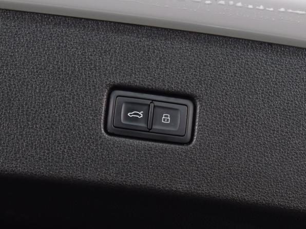 Audi Q8 I (4M) с пробегом 2020 года, цена 7 999 995 рублей, 65236 км, внедорожник, Автокод Объявления
