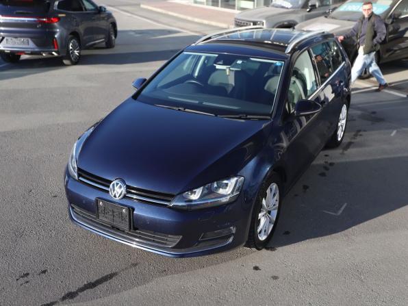 Volkswagen Golf VII с пробегом 2015 года, цена 1 320 000 рублей, 68095 км, универсал, Автокод Объявления