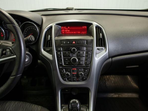 Opel Astra J Рестайлинг с пробегом 2013 года, цена 845 000 рублей, 195233 км, универсал, Автокод Объявления