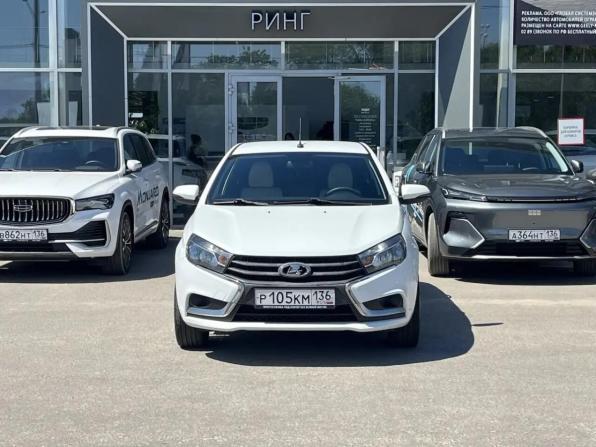 Lada (ВАЗ) Vesta I с пробегом 2021 года, цена 1 048 000 рублей, 132184 км, седан, Автокод Объявления