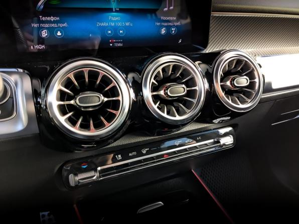 Mercedes-Benz GLB I (X247) с пробегом 2021 года, цена 4 055 000 рублей, 64051 км, внедорожник, Автокод Объявления
