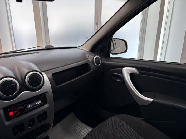 Renault Logan I Рестайлинг с пробегом 2013 года, цена 549 000 рублей, 214586 км, седан, Автокод Объявления