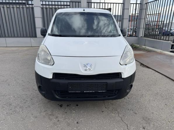 Peugeot Partner II с пробегом 2012 года, цена 455 000 рублей, 243734 км, фургон, Автокод Объявления