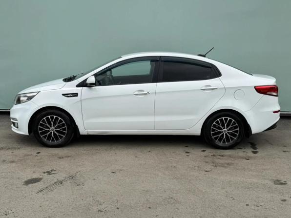 Kia Rio III Рестайлинг с пробегом 2017 года, цена 1 079 000 рублей, 106000 км, седан, Автокод Объявления