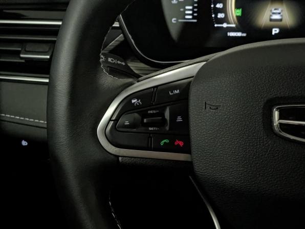 Geely Atlas Pro с пробегом 2024 года, цена 2 390 000 рублей, 18804 км, внедорожник, Автокод Объявления
