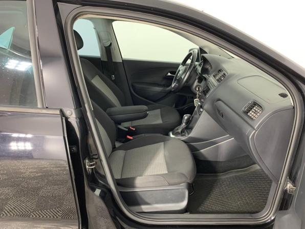 Volkswagen Polo V с пробегом 2014 года, цена 773 000 рублей, 198942 км, седан, Автокод Объявления