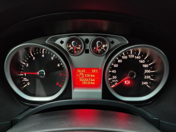 Ford Focus II Рестайлинг с пробегом 2010 года, цена 530 000 рублей, 164546 км, седан, Автокод Объявления