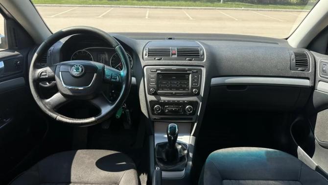 Skoda Octavia II (A5) Рестайлинг с пробегом 2011 года, цена 620 000 рублей, 257712 км, лифтбек, Автокод Объявления