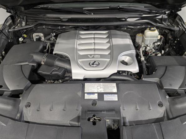 Lexus LX III Рестайлинг 2 с пробегом 2017 года, цена 6 499 000 рублей, 200386 км, внедорожник, Автокод Объявления