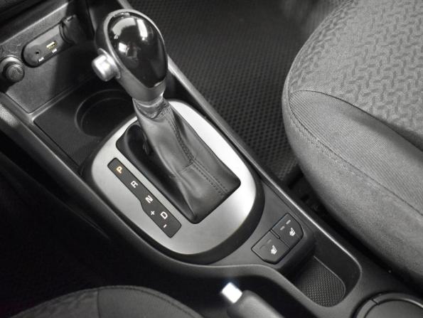 Kia Rio III Рестайлинг с пробегом 2016 года, цена 849 900 рублей, 192141 км, хэтчбек, Автокод Объявления