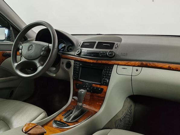 Mercedes-Benz E-Класс III (W211 S211) Рестайлинг с пробегом 2008 года, цена 875 000 рублей, 325731 км, седан, Автокод Объявления