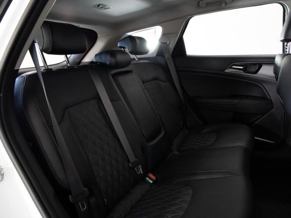 Kia Sportage V с пробегом 2023 года, цена 3 499 000 рублей, 34847 км, внедорожник, Автокод Объявления