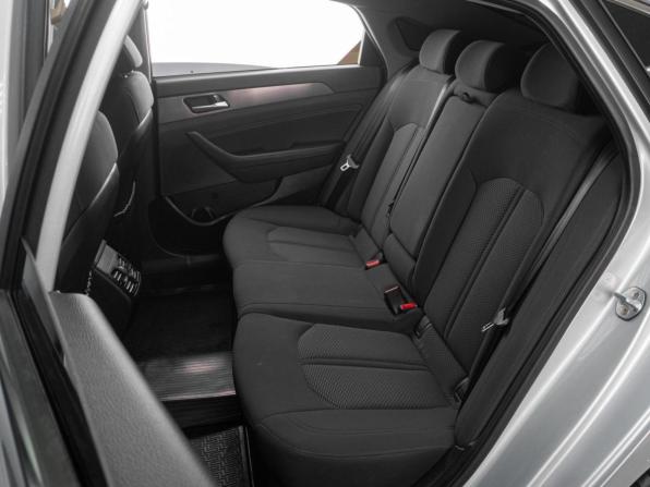 Hyundai Sonata VII (LF) Рестайлинг с пробегом 2018 года, цена 1 769 000 рублей, 142740 км, седан, Автокод Объявления