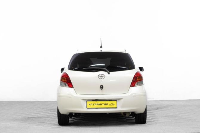 Toyota Vitz II (XP90) с пробегом 2010 года, цена 849 000 рублей, 119500 км, хэтчбек, Автокод Объявления