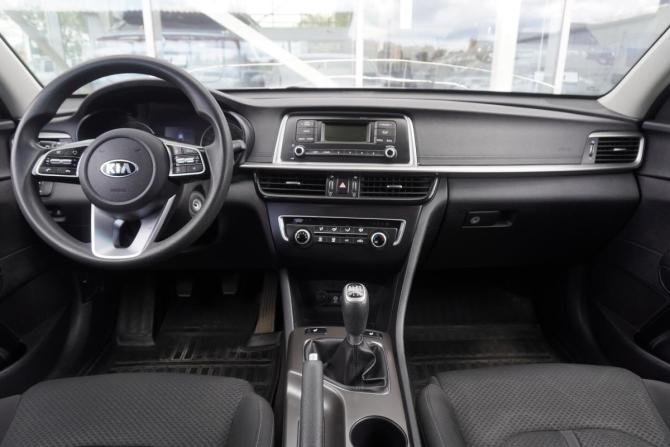 Kia Optima IV Рестайлинг с пробегом 2018 года, цена 1 567 000 рублей, 172000 км, седан, Автокод Объявления