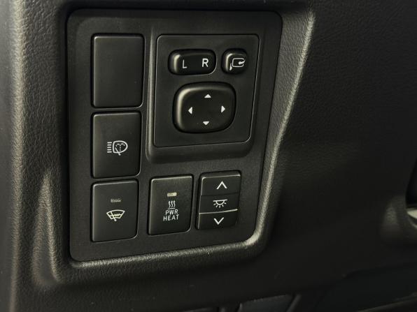 Toyota Land Cruiser Prado 150 Series Рестайлинг 1 с пробегом 2015 года, цена 2 849 000 рублей, 245000 км, внедорожник, Автокод Объявления