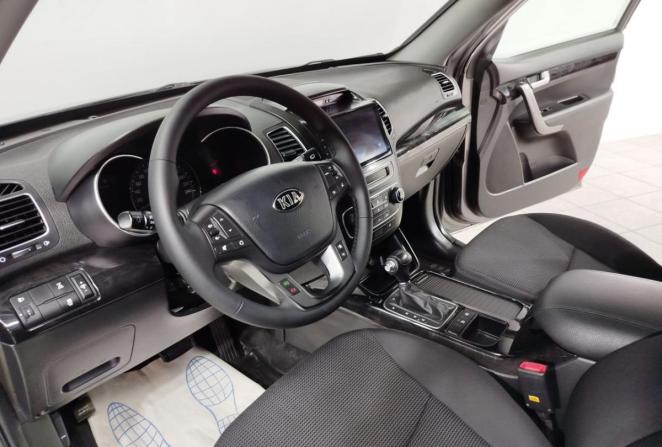 Kia Sorento II Рестайлинг с пробегом 2018 года, цена 2 050 000 рублей, 168390 км, внедорожник, Автокод Объявления