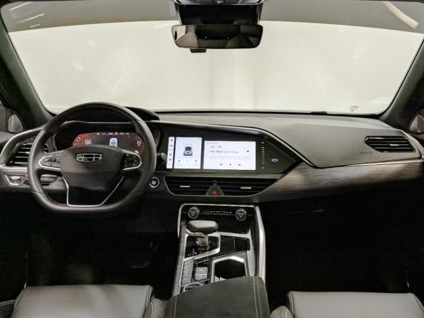 Geely Tugella I Рестайлинг с пробегом 2024 года, цена 3 600 000 рублей, 13700 км, внедорожник, Автокод Объявления