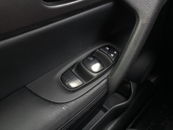 Nissan Qashqai II с пробегом 2018 года, цена 1 669 000 рублей, 103070 км, внедорожник, Автокод Объявления