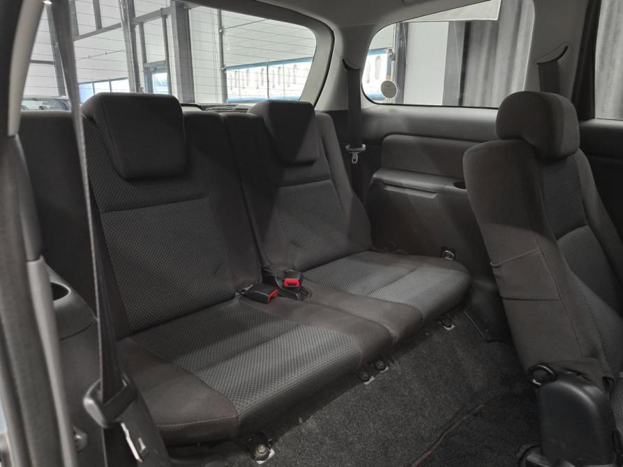 Toyota Wish I Красноярск  - изображение 16