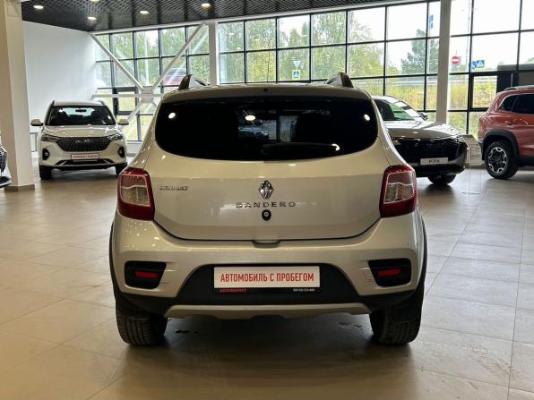 Renault Sandero II с пробегом 2016 года, цена 1 099 000 рублей, 132270 км, хэтчбек, Автокод Объявления