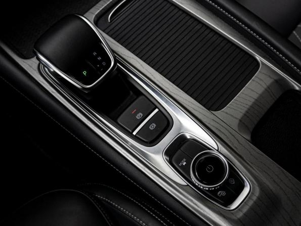 Chery Arrizo 8 с пробегом 2023 года, цена 2 095 000 рублей, 25604 км, седан, Автокод Объявления