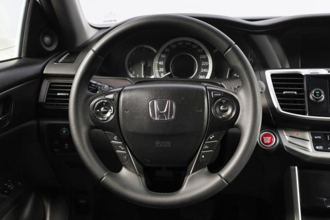 Honda Accord IX с пробегом 2013 года, цена 1 799 000 рублей, 220000 км, седан, Автокод Объявления