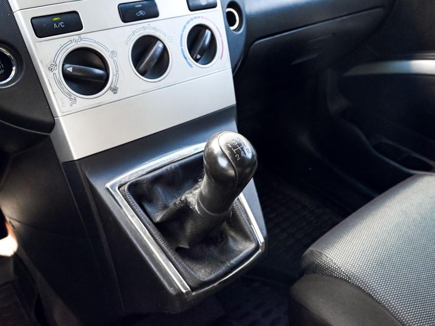 Toyota Corolla Verso I Рестайлинг 2 Екатеринбург  - изображение 7