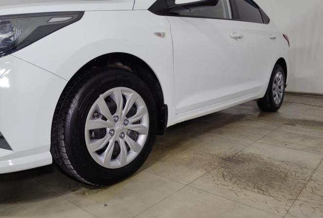 Hyundai Solaris II Рестайлинг с пробегом 2020 года, цена 1 320 000 рублей, 122630 км, седан, Автокод Объявления