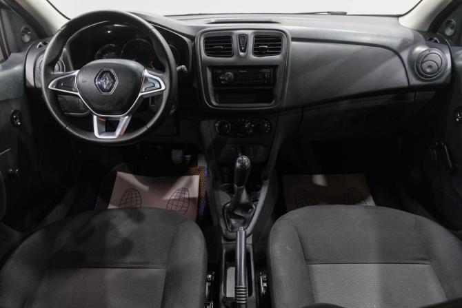 Renault Logan II Рестайлинг с пробегом 2019 года, цена 799 000 рублей, 53000 км, седан, Автокод Объявления