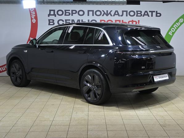 Li Auto (Lixiang) L7 I Рестайлинг с пробегом 2024 года, цена 5 980 000 рублей, 43000 км, внедорожник, Автокод Объявления