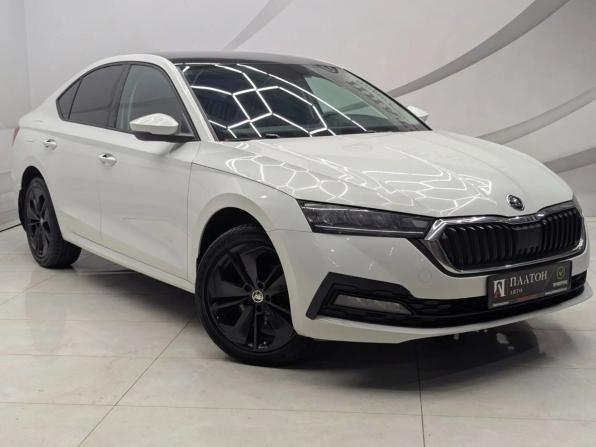 Skoda Octavia IV (A8) с пробегом 2021 года, цена 2 249 000 рублей, 98121 км, лифтбек, Автокод Объявления