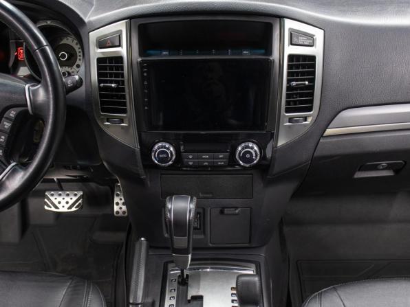 Mitsubishi Pajero IV Рестайлинг 2 с пробегом 2018 года, цена 2 990 000 рублей, 147712 км, внедорожник, Автокод Объявления
