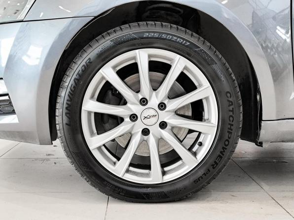 Skoda Octavia III (A7) Рестайлинг с пробегом 2017 года, цена 1 499 000 рублей, 167341 км, лифтбек, Автокод Объявления