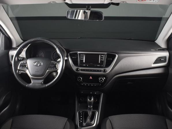 Hyundai Solaris II с пробегом 2017 года, цена 1 199 999 рублей, 140394 км, седан, Автокод Объявления