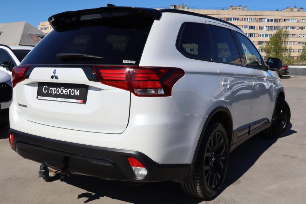 Mitsubishi Outlander III Рестайлинг 3 Санкт-Петербург  - изображение 6